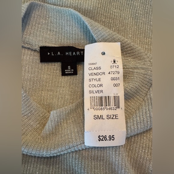 La Hearts silver metal Long Sleeve Crop Top - Picture 7 of 7